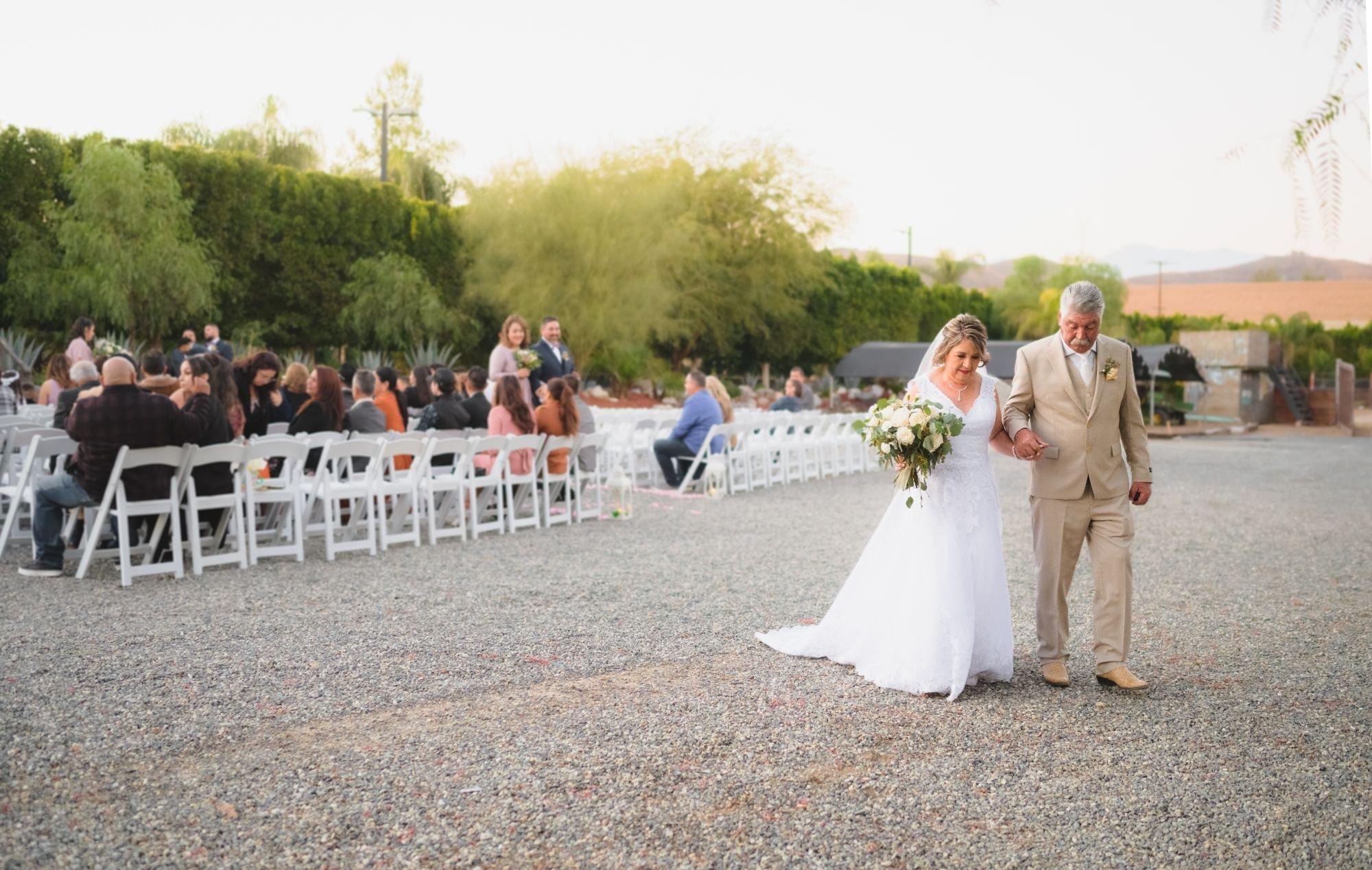 carousel-hero-element image-14